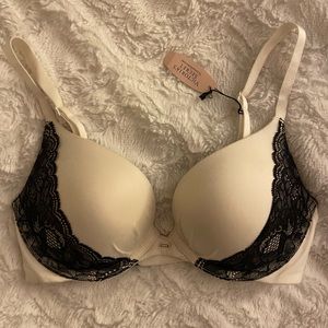 Victoria’s Secret Bra